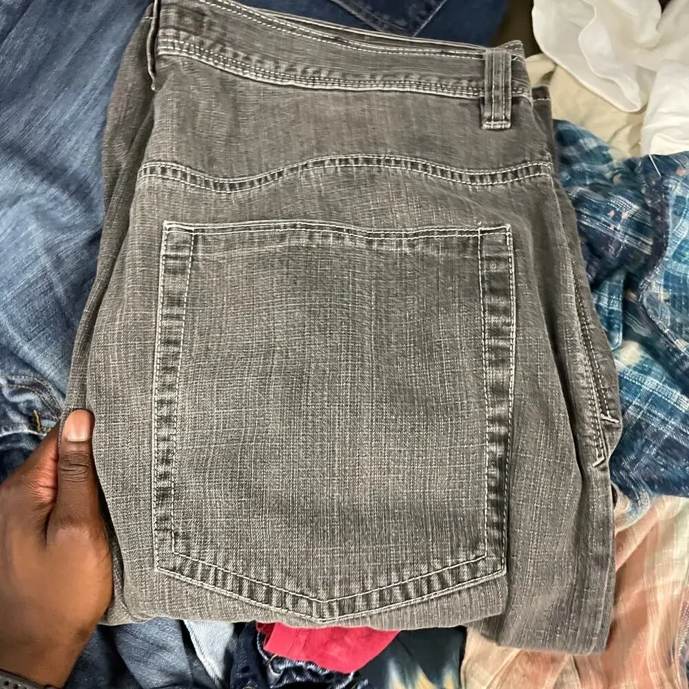 Baggy Y2K southpole jean shorts 40